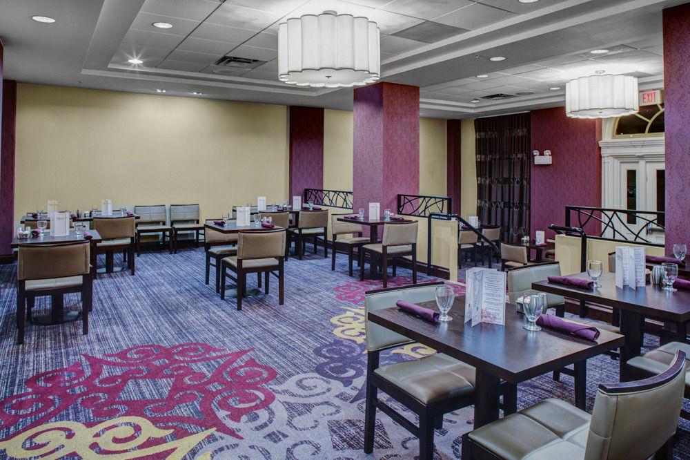 Courtyard Country Club Plaza Hotel