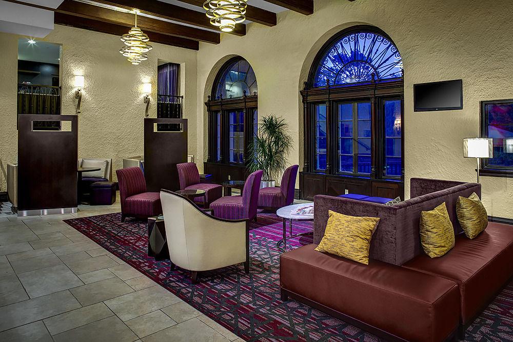 Courtyard Country Club Plaza Kansas City